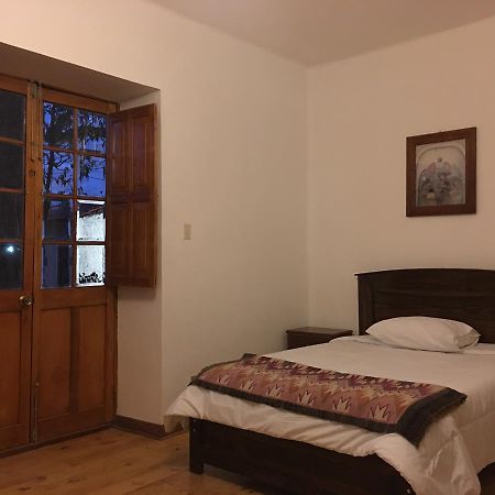Hotel Manco Capac Jauja Екстер'єр фото