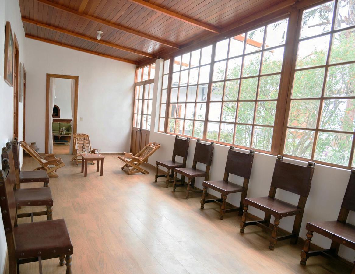 Hotel Manco Capac Jauja Екстер'єр фото